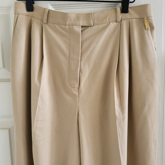 Tan Dress Pants with Elegant Design - Picture 11 of 11